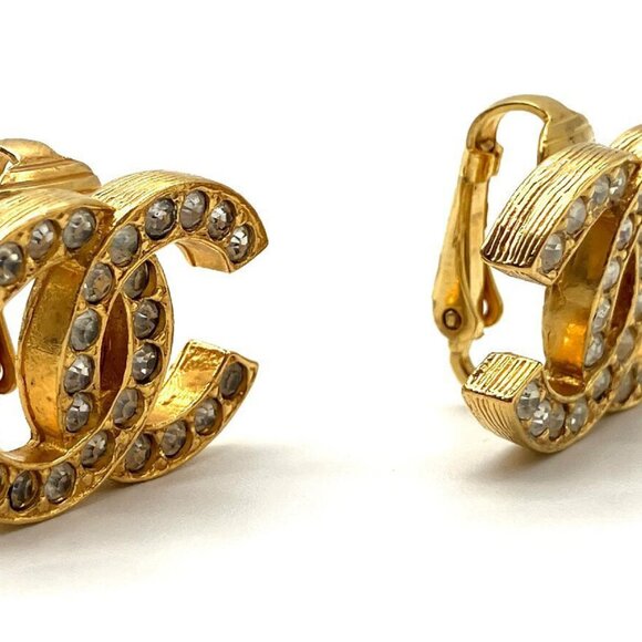 CHANEL CC Logos Rhinestone Clip-On Earrings Gold Tone 2084 Auth o1124 w/Box - Picture 10 of 16